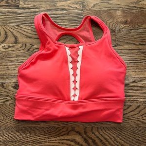 CALIA by Carrie Underwood Women's Scallop Trim Sports Bra